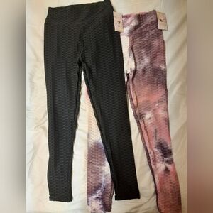 2 pairs of Fawn Activewear honeycomb leggings